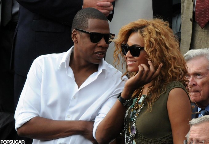jay-z-gave-beyoncc3a9-sweet-grab-while-watching-us-open-june